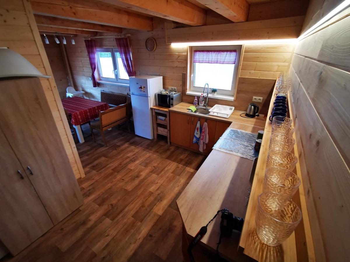 Chata Baska Na Liptove S Vlastnym Dvorom Liptovsky Mikulas Exterior photo